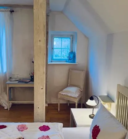 Gutshaus Krimvitz Kleines Doppelzimmer Im Obergeschoss Inklusive Fruehstueck Gæstehus *
